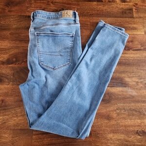 American Eagle Outfitters Light Blue Skinny Jeans